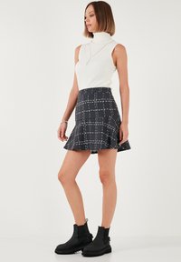 LELA REGULAR FIT - Minirok - dark grey