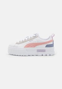Unselected, white/rose dust