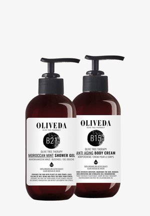 BODY CARE SET - Skincare set - -