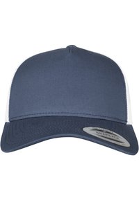 Marineblå kasket med en struktureret krone og hvide net-sider, der har en buet skygge og tekstureret stof. Inkluderer snapback lukning.