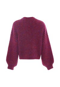 Maglione lavorato a maglia in un profondo bordeaux con un motivo a coste testurizzato, design corto e maniche voluminose. Nessun hardware o accento visibile.