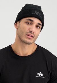 Alpha Industries VLC - Megzta kepurė - black