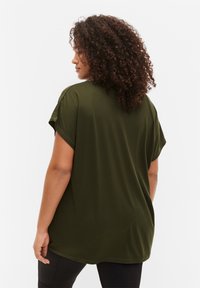 Active by Zizzi KURZARM - Basic T-shirt - forest night