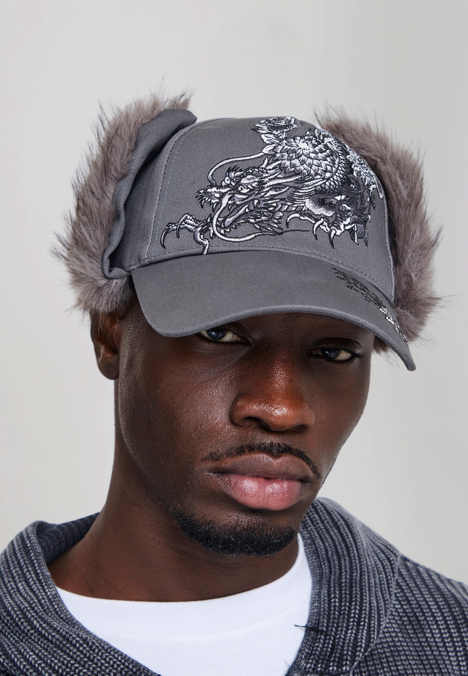 Ed Hardy UNISEX CRAWLING DRAGON TRAPPER 5 PANEL TRUCKER CAP - Cap