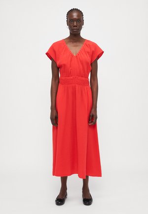 SMOCKED WAIST - Freizeitkleid - tomato red