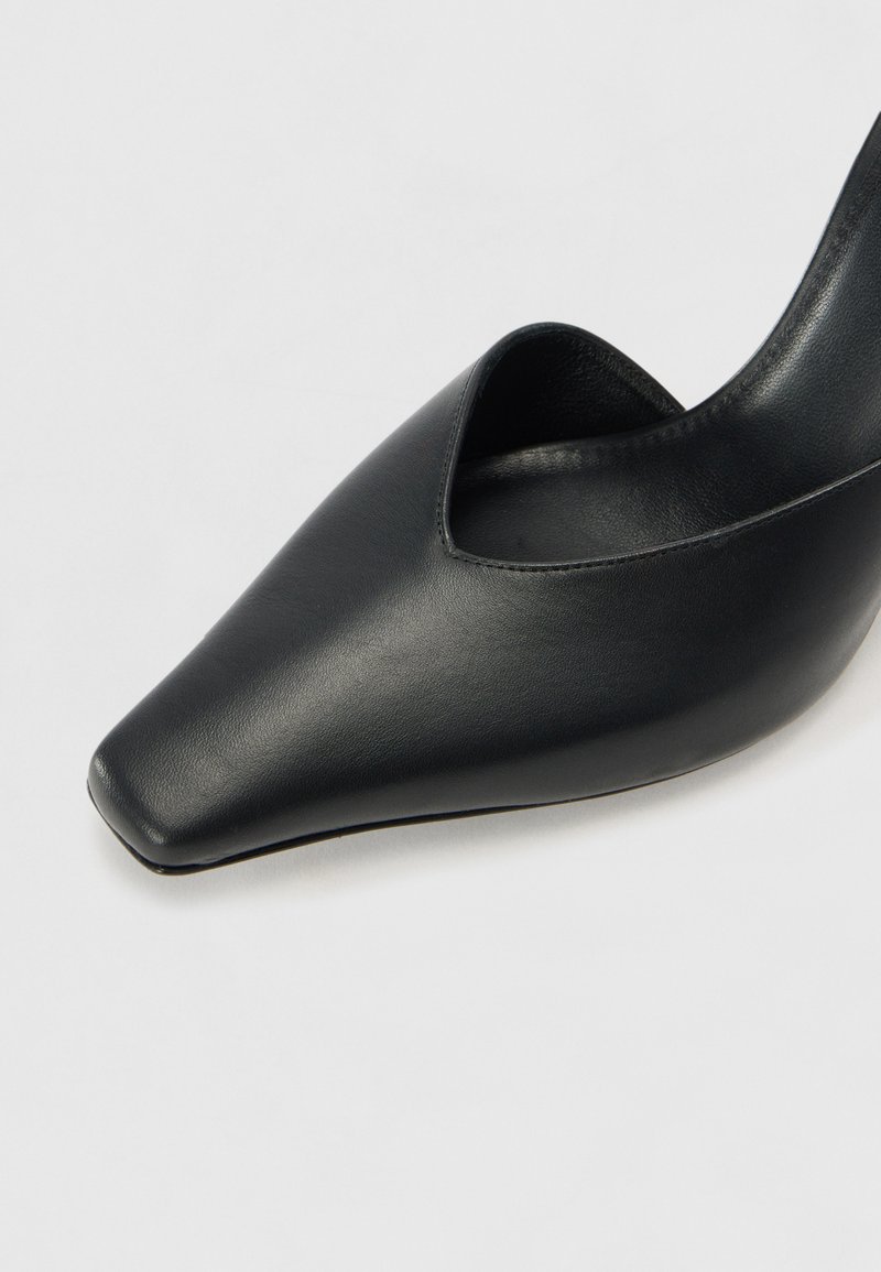 GIABORGHINI BOSS - Mules de tacón - black