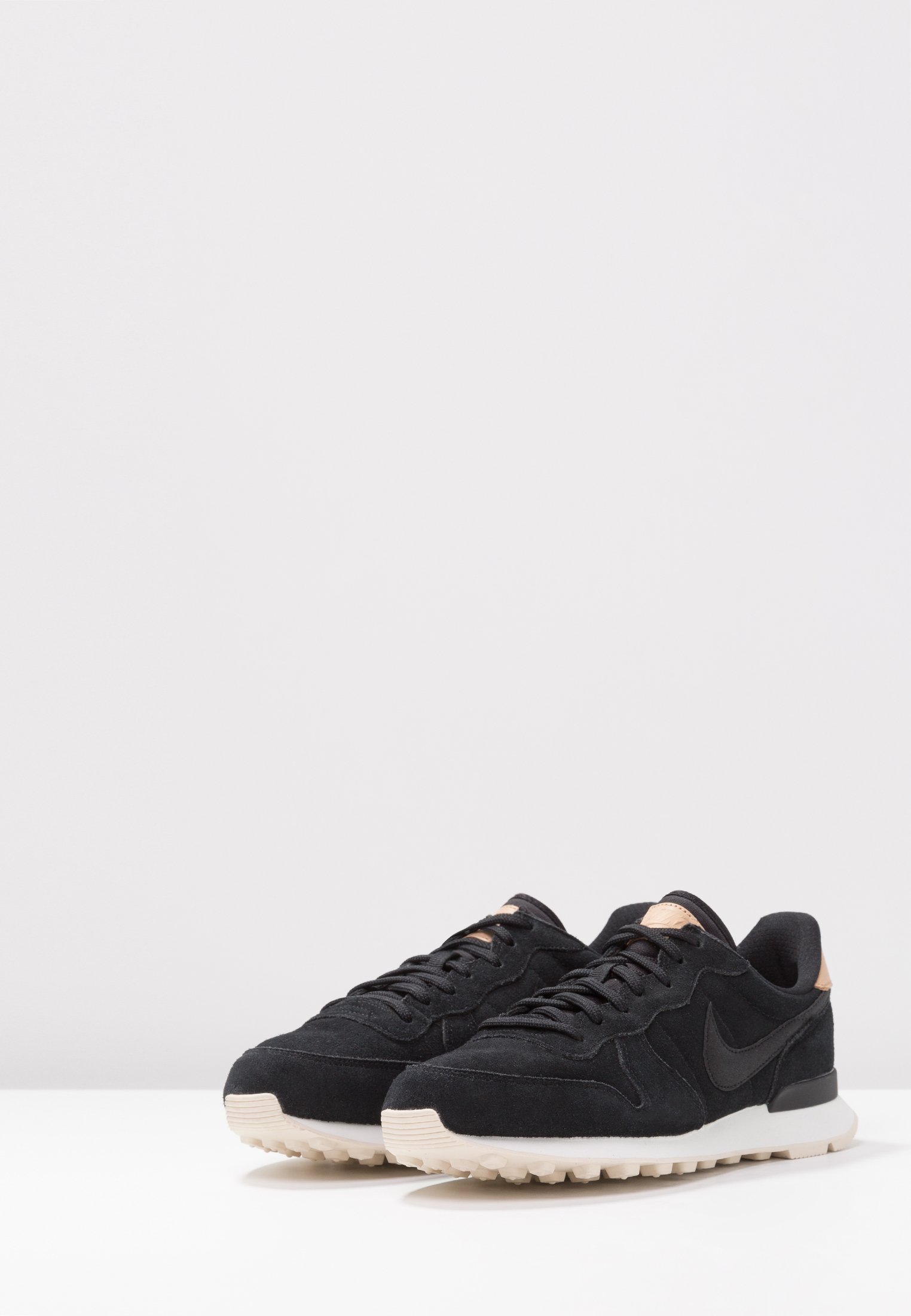 ZAPATILLAS W INTERNATIONALIST PRM NIKE | BLAST