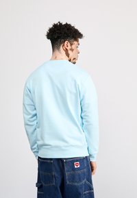 Nike Sportswear CLUB - Mikina - glacier blue/white