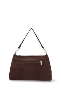 Bruine suède handtas met een ritssluiting aan de voorkant, een gladde textuur en een enkele verstelbare schouderriem. Accenten in goudkleurig metaal.