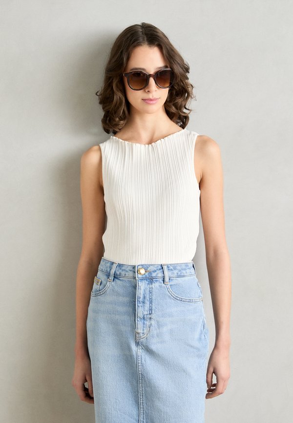 STRUCTURED TANK - Top - soft ice