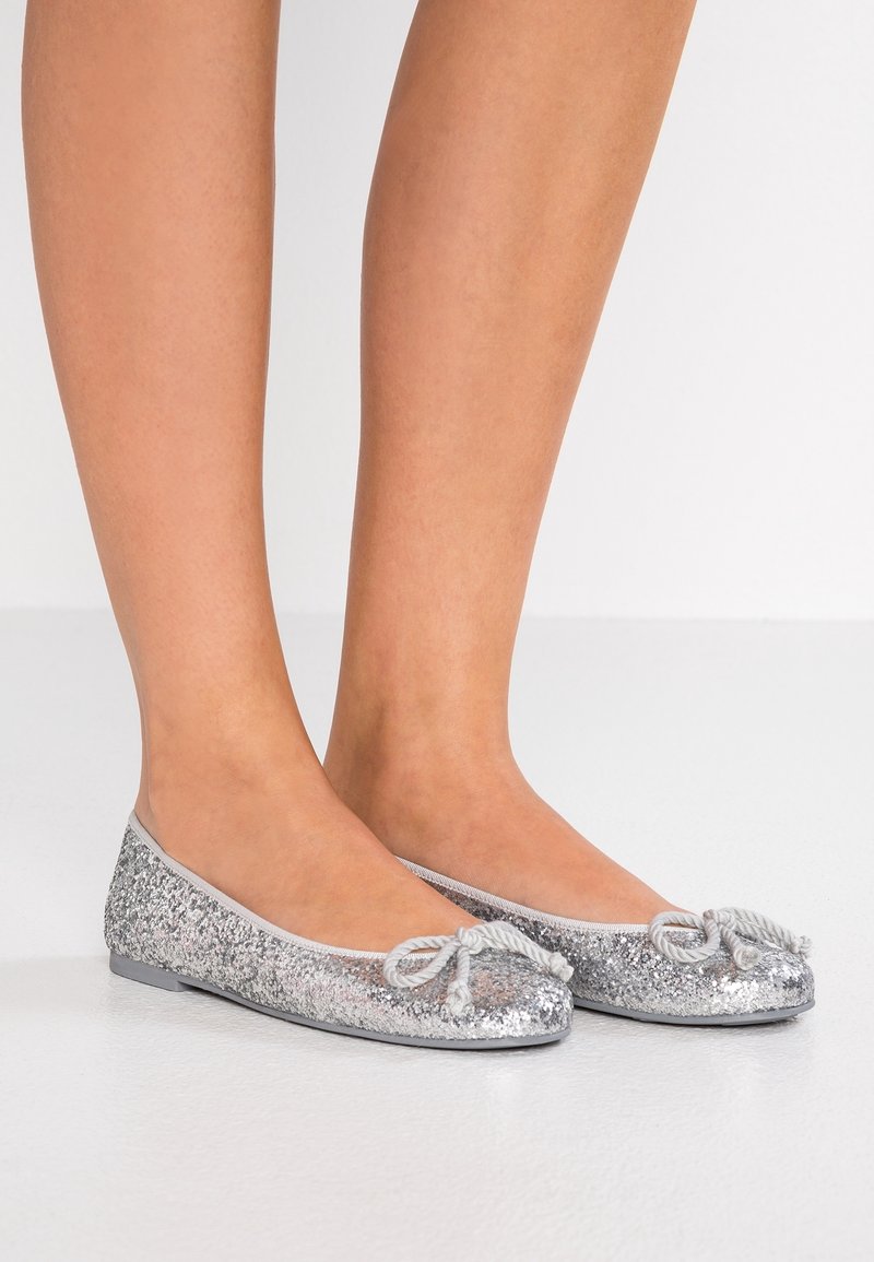 Pretty Ballerinas Ballerinaskor - silver-coloured
