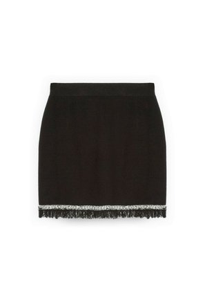 Zwarte minirok met een rechte snit, voorzien van een decoratieve zilveren franjes langs de zoom. Gemaakt van een gladde stof met een matte afwerking.