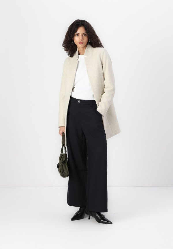 ONLNANCY LIFE SOHO - Short coat - pumice stone3