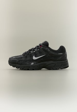 Nike Sportswear, P-6000 ZB UNISEX - Zapatillas - black/metallic silver-coloured/hyper pink