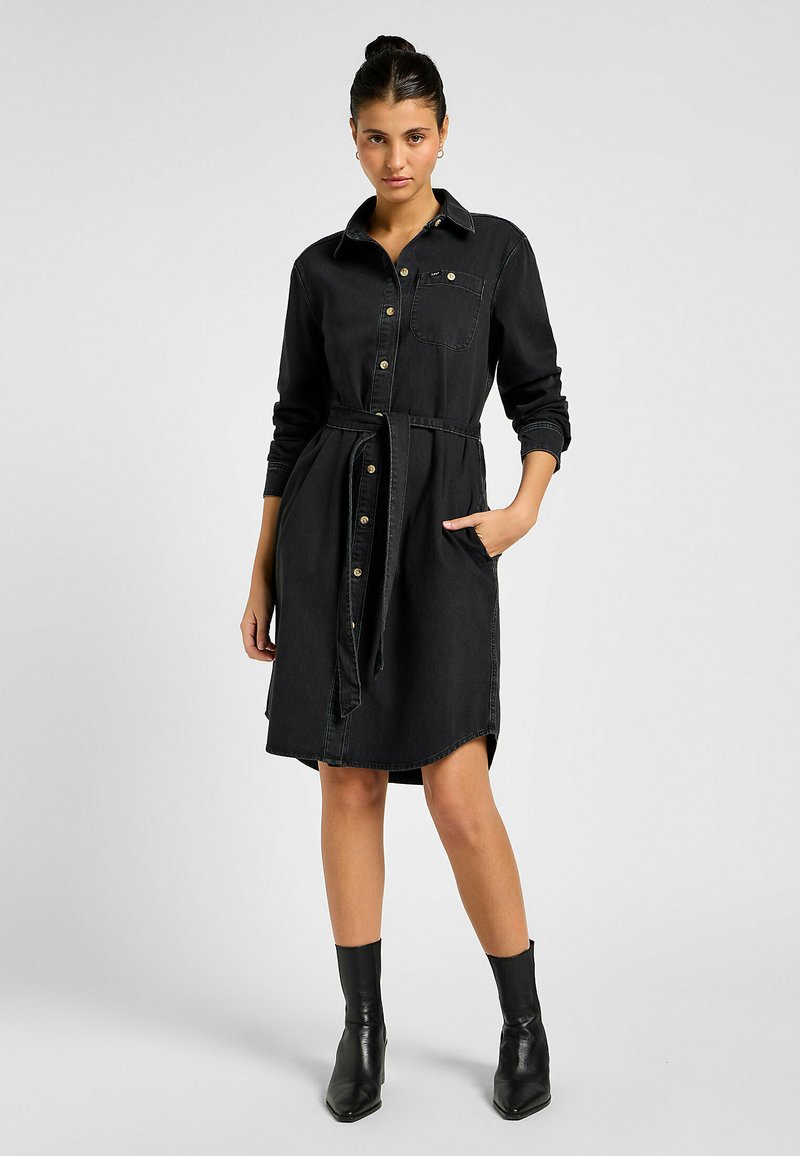 Lee ALL PURPOSE SHIRT DRESS - Denim dress - last act/black denim - Zalando Lee ALL PURPOSE SHIRT DRESS - Denim dress - last act/black denim - Zalando