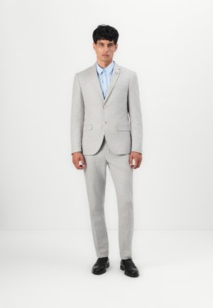 BENN - Suit - tusha mid grey