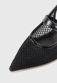 Call it Spring DUAA - Decolleté - black
