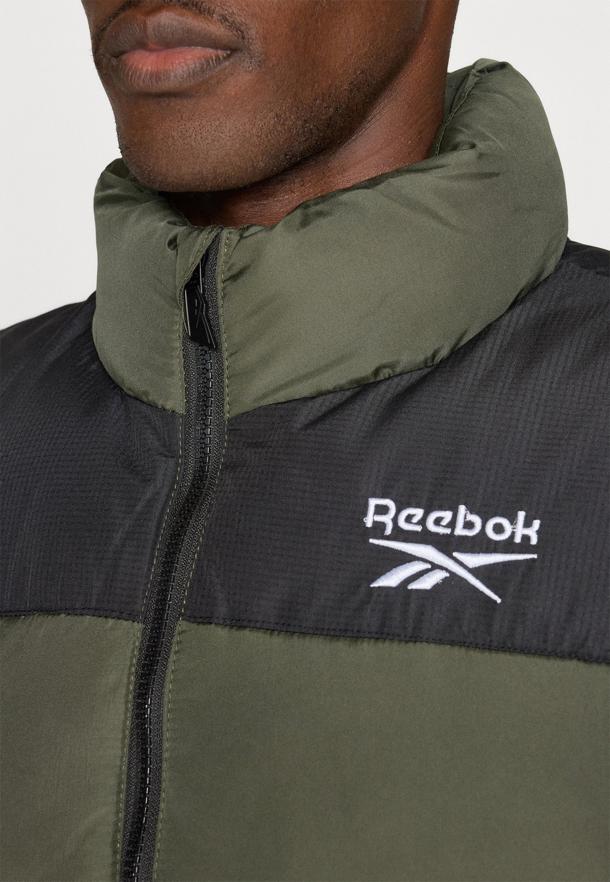 PUFFER VEST