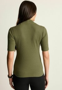 Next HALF SLEEVE HIGH NECK TSTANDARD - Tricou basic - olive green