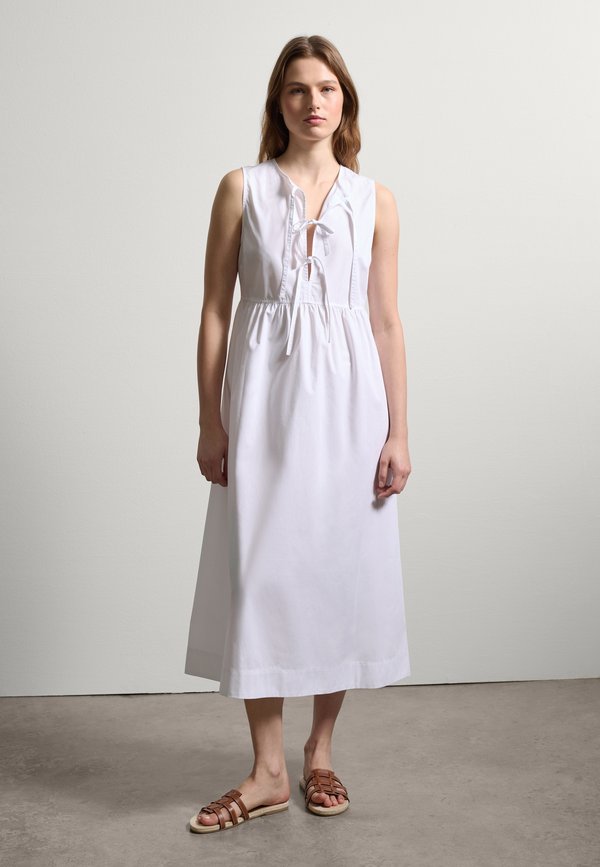 WITH V NECK  - Freizeitkleid