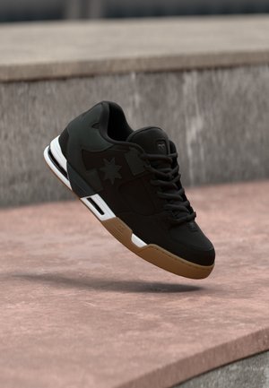 DC Shoes COMMAND - Skateboardové boty - black