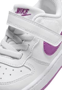 Nike Sportswear COURT BOROUGH LOW RECRAFT UNISEX - Tenisky - white