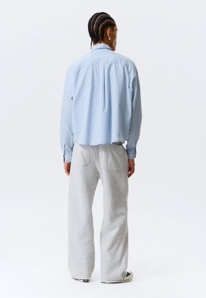 Rank 4: Weekday - Shirt