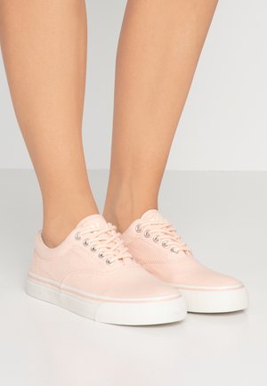 Sneakers - pink