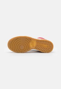 Nike Sportswear DUNK HIGH - Höga sneakers - sail/gym red/light brown/white