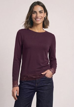 Street One, LONG-SLEEVE BOAT NECK SHIRT WITH LACE - T-shirt à manches longues - berry plum