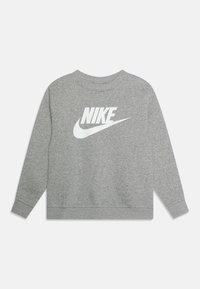 Sudadera gris hecha de una mezcla de algodón. Presenta un gran logotipo blanco de Nike en el frente, puños acanalados y un cuello redondo.
