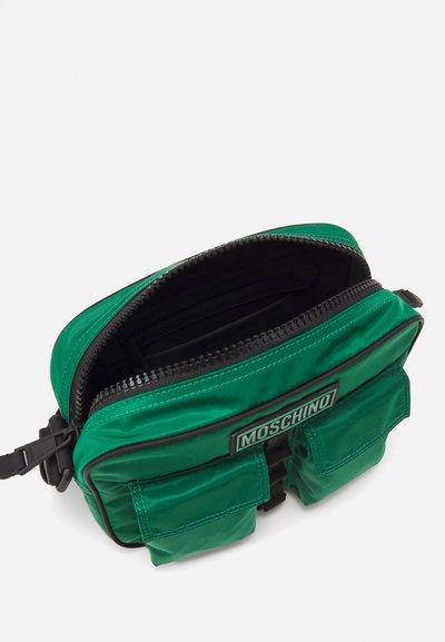 MOSCHINO BORSA TRACOLLA UNISEX - Plecu soma - fantasia verde