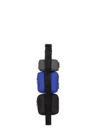 Eastpak DC CROSSBODY - Olkalaukku - gotham city