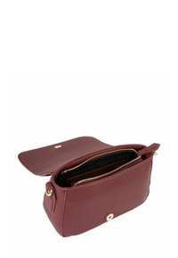 Borsa a tracolla in pelle marrone con cerniera dorata e chiusura a scatto, mostrando il comparto principale aperto con tasca interna.