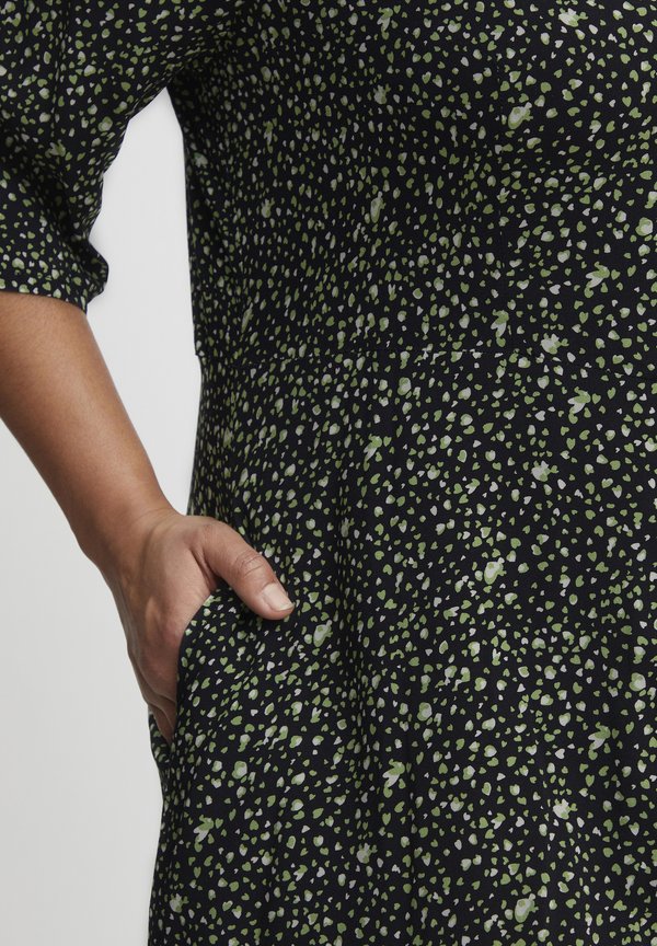 FPELISE - Day dress - forest shade mix4