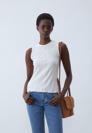 Anna Field Top - off-white