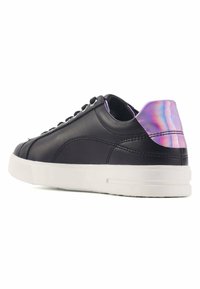 Black leather sneaker with a white rubber sole and purple iridescent accent on the heel. Rounded toe and lace-up design with stitching details.