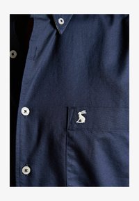 Non sélectionné, navy