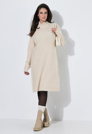 Ulla Popken, ASYMMETRIC ZIP TURTLENECK SWEATER DRESS - Gebreide jurk - popcorn
