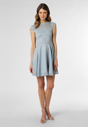Light blue dress with a lace bodice, short sleeves, and a flared skirt. Includes a silver waistband. Satin silver high-heeled sandals.