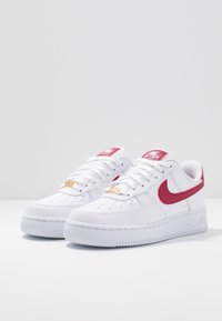 Nike Sportswear Air Force 1 Sneaker Low White Noble Red Weiss Zalando De