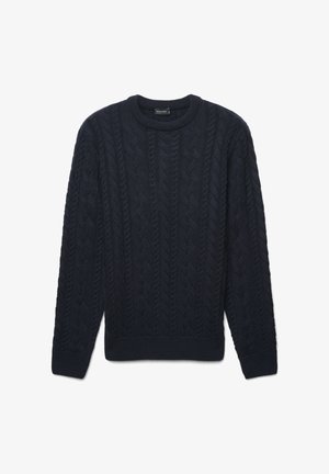 Maglione navy a treccia con scollatura rotonda, polsini e orlo a coste, caratterizzato da un motivo testurizzato su tutta la superficie. Taglio classico, tessuto morbido.