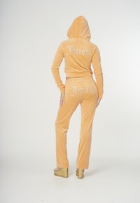 Juicy Couture MADISON - Majica s kapuljačom i patentnim zatvaračem - papaya