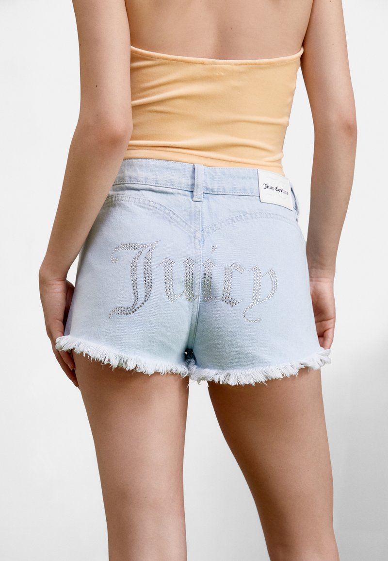 Juicy Couture FRAYED HEM Denim shorts stone wash denim/lightblue