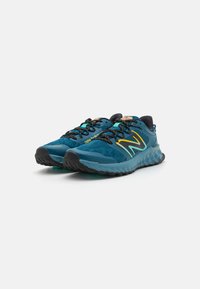New Balance FRESH FOAM GAROÉ - Trail tekaški čevlji - blue
