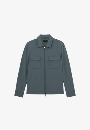 Tmavosivá bunda na zips s dvoma prednými vreckami so záklopkami a špicatým golierom, položená na bielom pozadí.