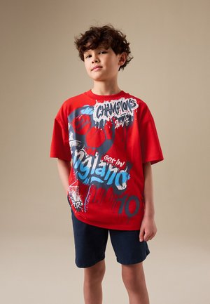 Next, REGULAR FIT - FOOTBALL GRAPHIC T-SHIRT  . - T-shirts print - red england