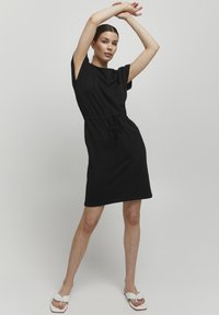 b.young BYPandinna - Jerseykleid - black