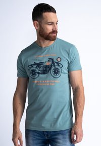 Petrol Industries Lagoonize - Triko s potiskem - aqua grey