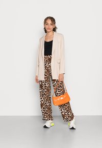 4th & Reckless LIANA - Blazer - beige